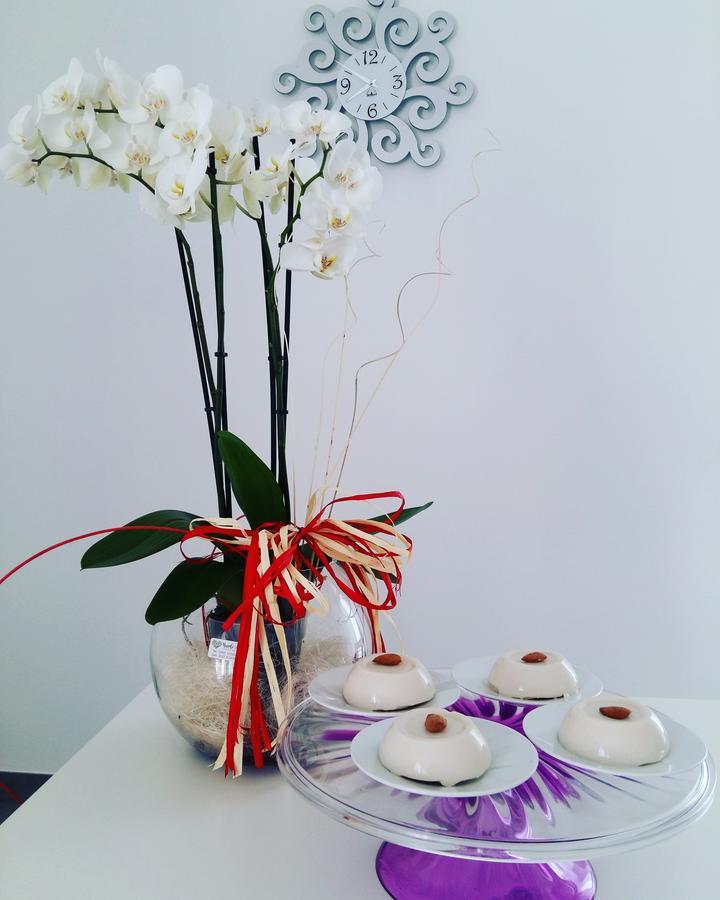 Ermes Bed & Breakfast อาโวลา ภายนอก รูปภาพ