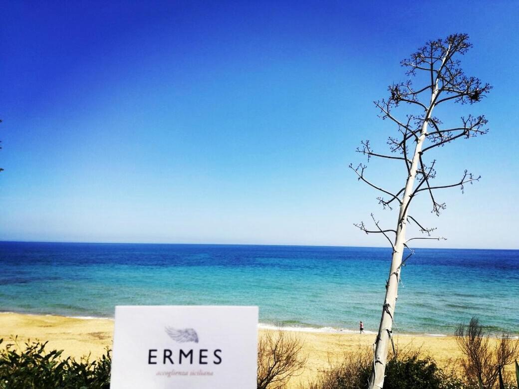 Ermes Bed & Breakfast อาโวลา ภายนอก รูปภาพ